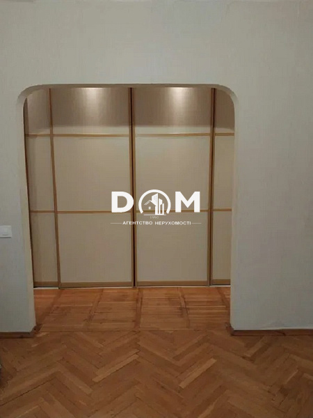 3-х кімнатна. Якісний ремонт. Метро "Мінська"-3 хвилини.