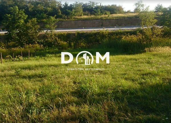 Продаж земельної ділянки в садовому товаристві "ФРОНТОВИК", 5 соток, вул. Медовая, 157. Недалеко центр міста