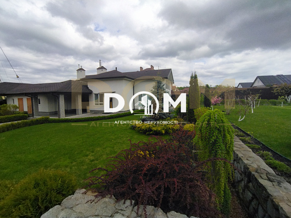 Продам будинок з земельною ділянкою, смт. Ворзель, КМ "Grand Villas"