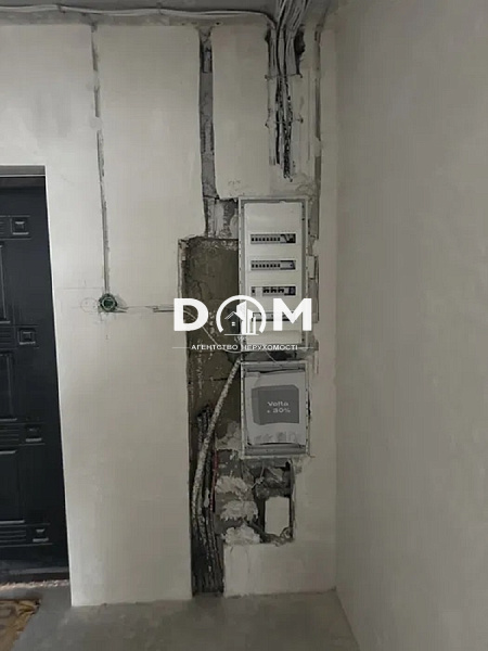 Продаж 2-х кім. ЖК "Варшавський". вул. Олександра Олеся 6 А
