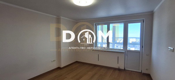 Продам 3-кімнатну квартиру в ЖК Новодарницький, вул. Юрія Пасхаліна, 17