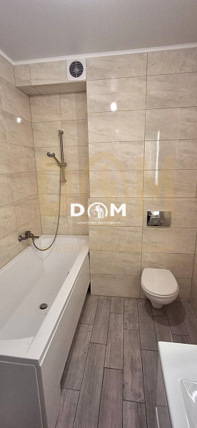 Продам 3-кімнатну квартиру в ЖК Новодарницький, вул. Юрія Пасхаліна, 17